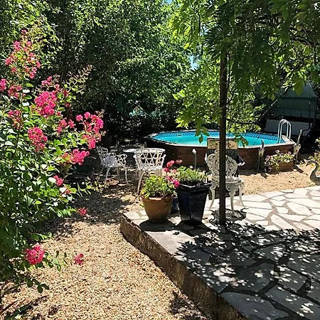 Maison Lavande Bed & Breakfast